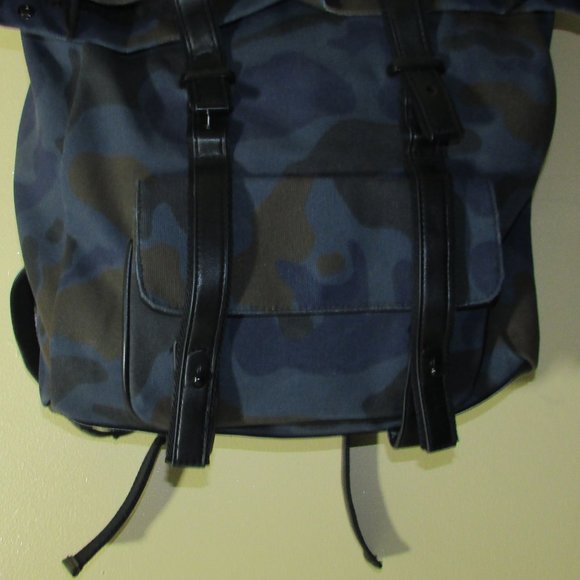 3.1 Phillip Lim Men's Camouflage Backpack - Picture 2 of 4